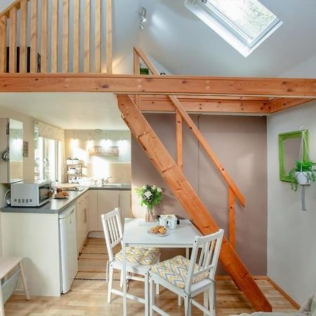 Вилла Aremo Garden House Торки Экстерьер фото